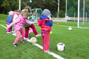 ¿Cómo fomentar el amor por el deporte y la actividad física en tus hijos?